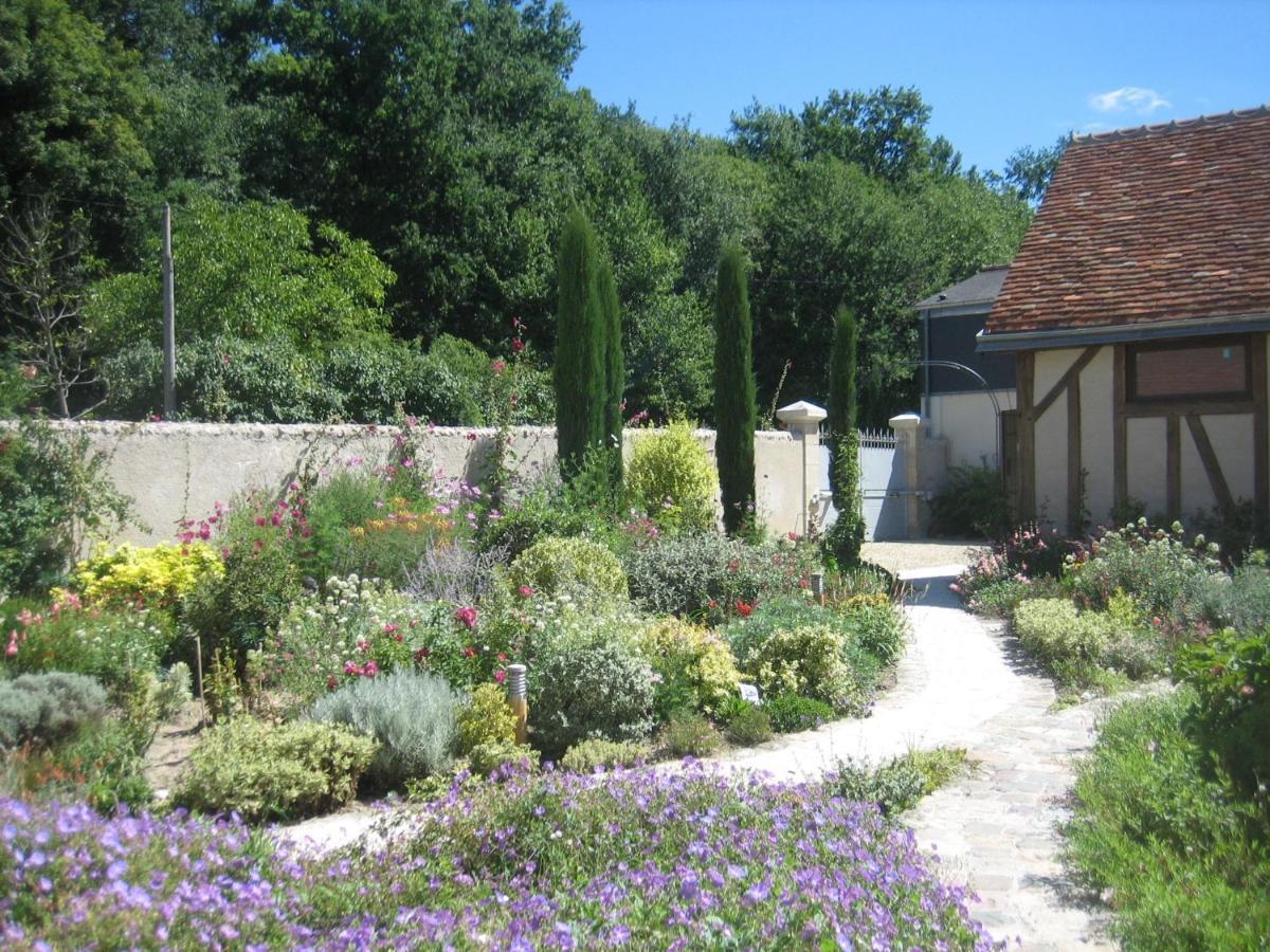 La Chambre Des Dames Vallères Buitenkant foto